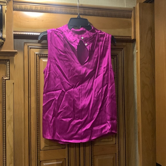 NWOT Rails Kaleen Ruched Funnel Neck Top Size Medium - Picture 8 of 12